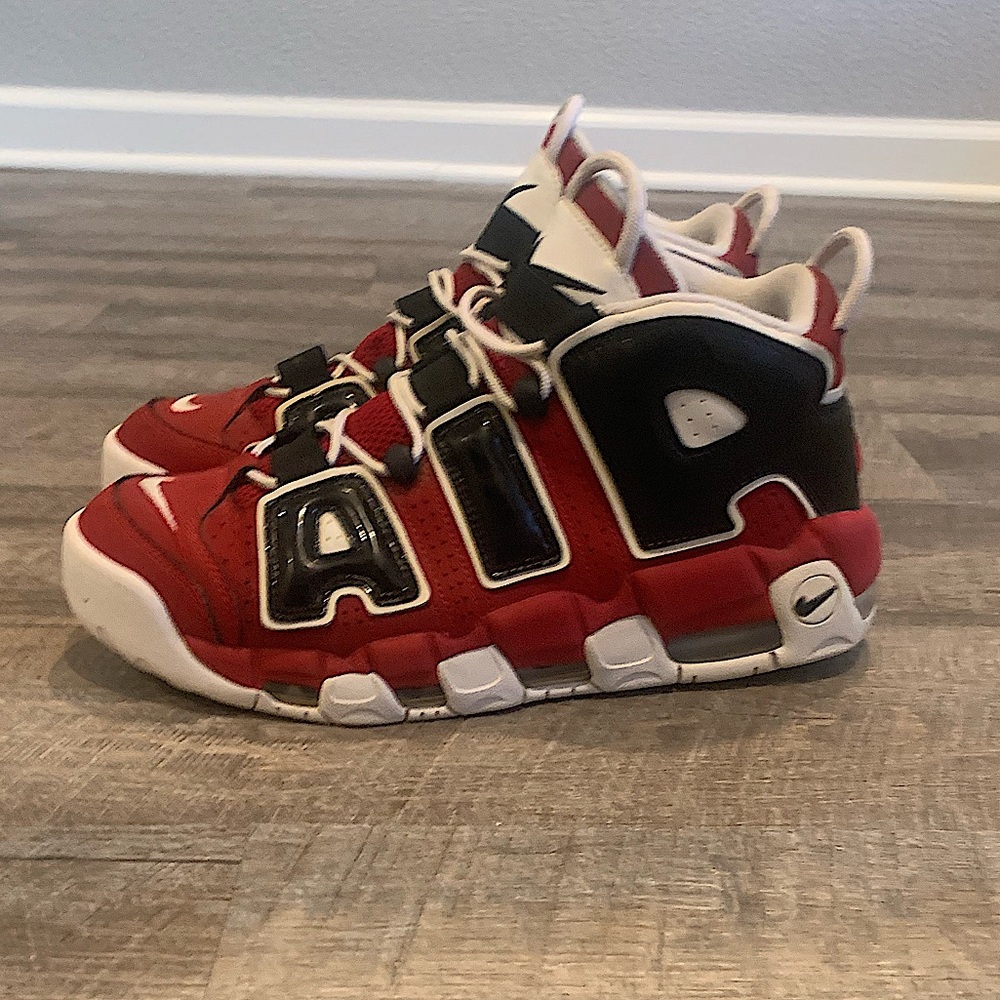 Nike Air More Uptempo “Bulls Hoop Pack” Sz 10